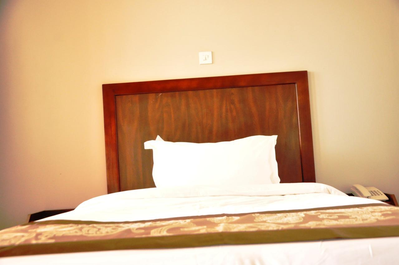 Easy View Hotel Mbarara Zewnętrze zdjęcie