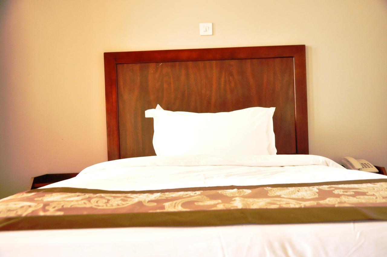 Easy View Hotel Mbarara Zewnętrze zdjęcie