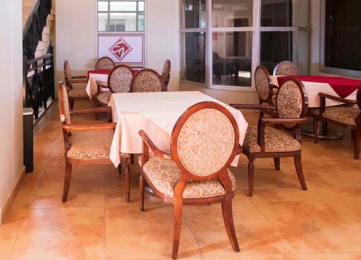 Easy View Hotel Mbarara Zewnętrze zdjęcie