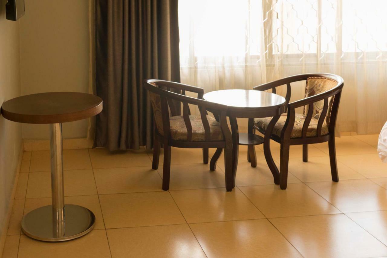 Easy View Hotel Mbarara Zewnętrze zdjęcie